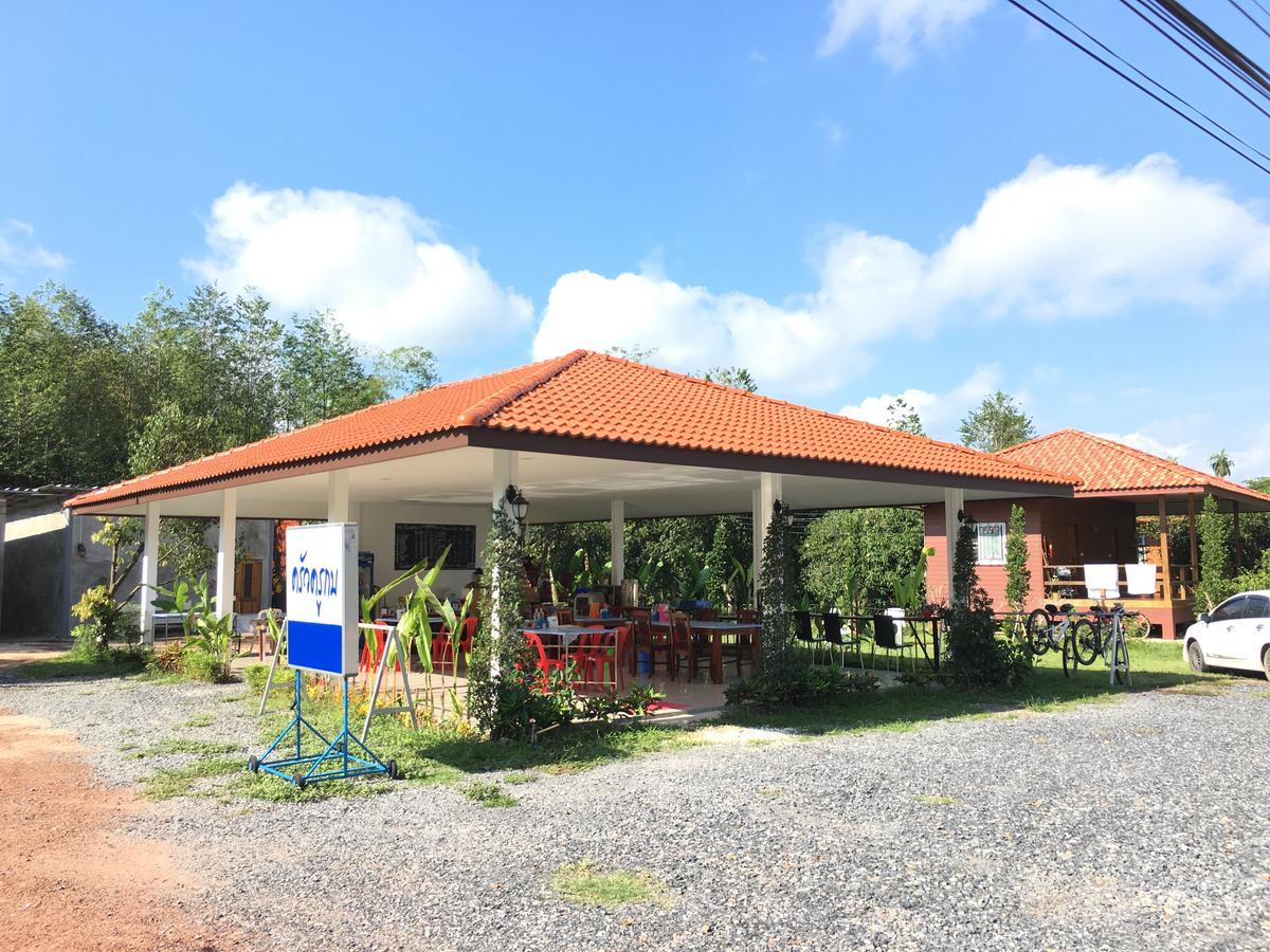 Baan Suan Kru Kob Hotel Ban Ko Maphang Exterior foto