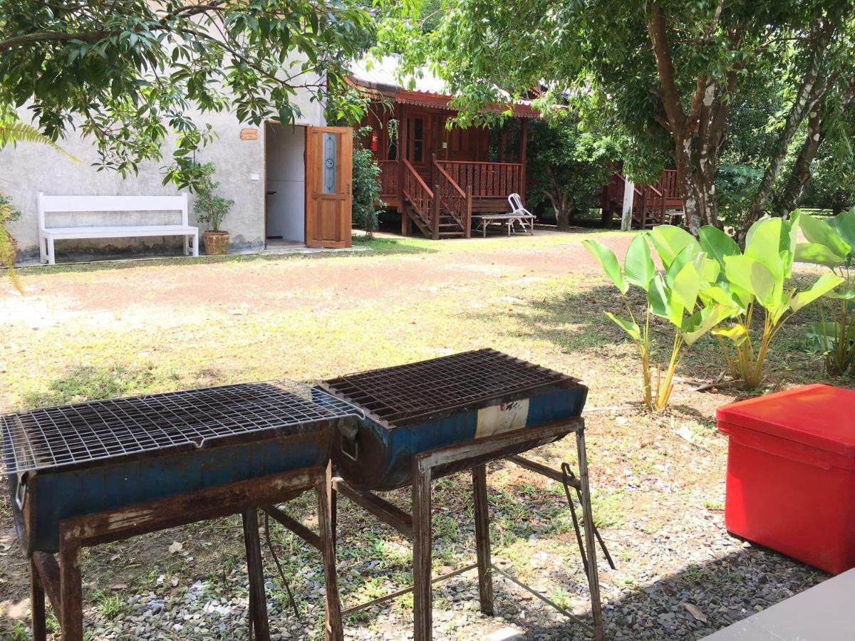 Baan Suan Kru Kob Hotel Ban Ko Maphang Exterior foto